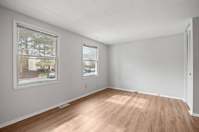 Building Photo - 7716 Sandra Ln