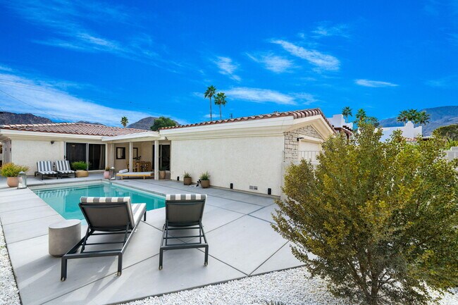 Building Photo - 53680 Avenida Montezuma