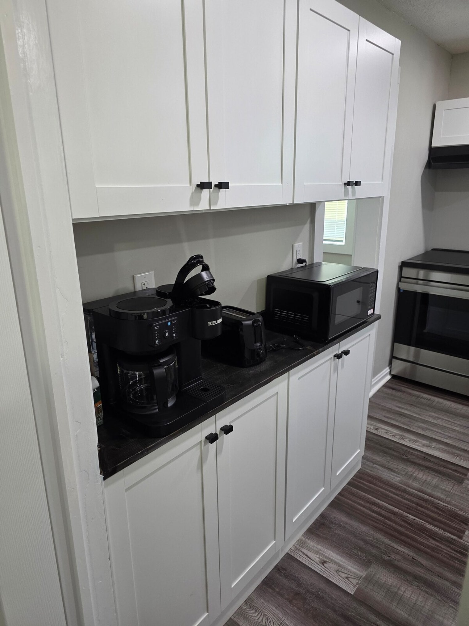 Building Photo - 128 Forest St