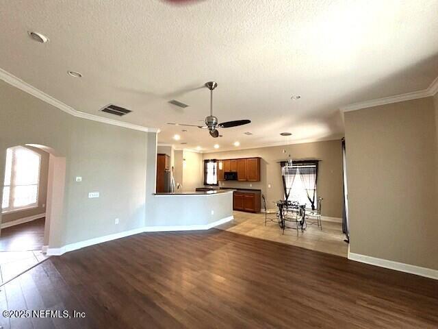 Building Photo - 2035 Medinah Ln