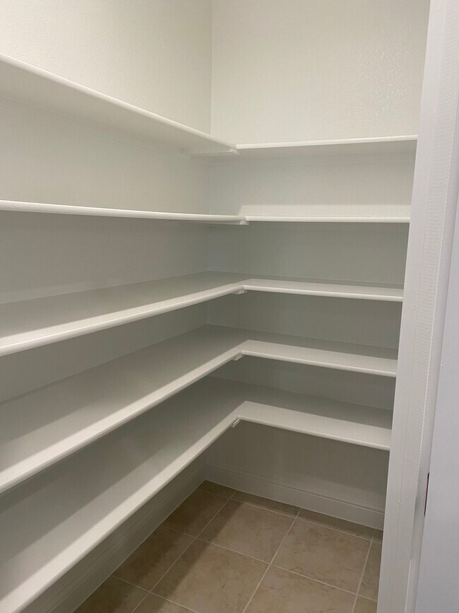 Pantry - 1021 Gillespie Dr