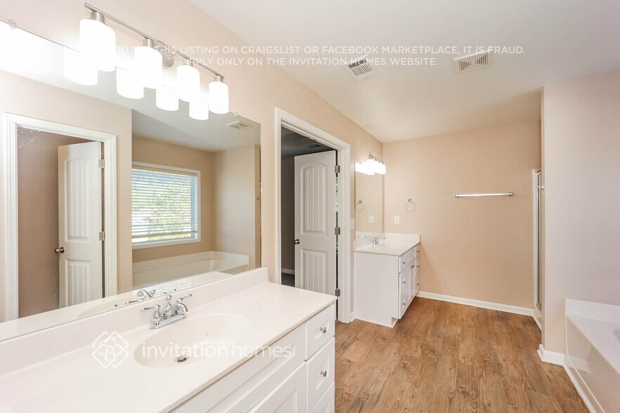 Building Photo - 2590 Adams Park Ln