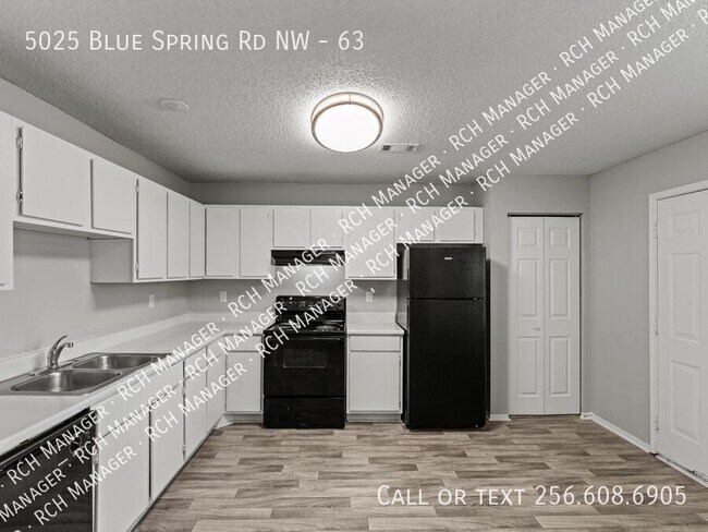 Building Photo - 5025 Blue Spring Rd NW