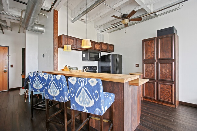 Building Photo - 878 Peachtree St NE