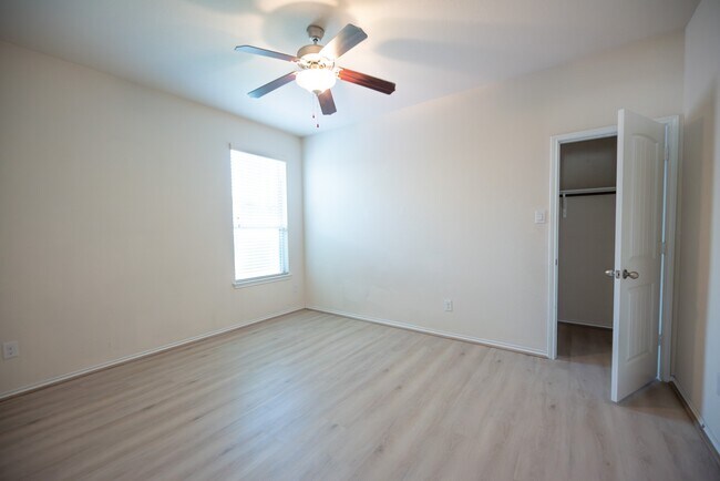 Building Photo - 4306 Romiti Ct