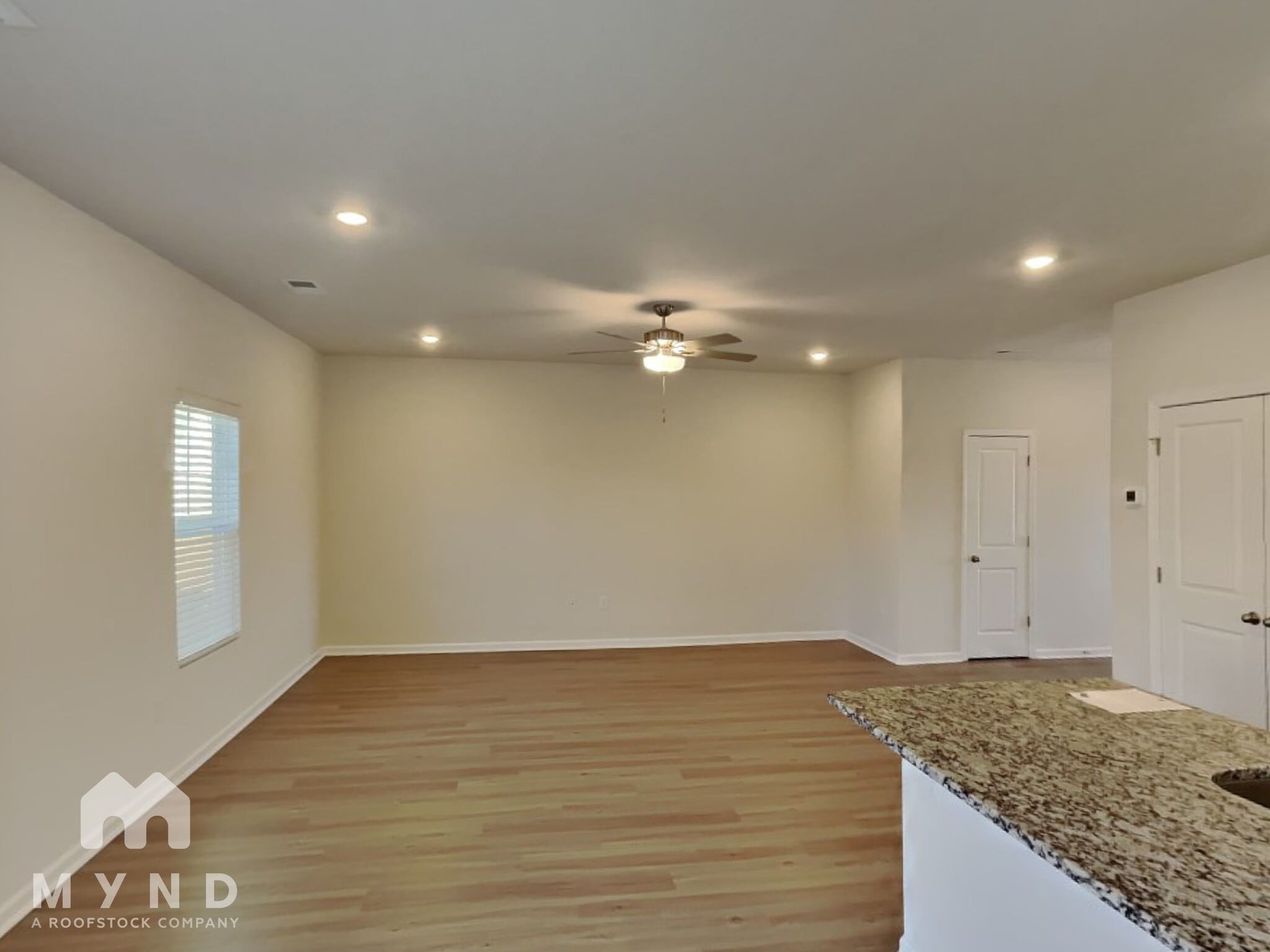 Building Photo - 104 Lightning Dr