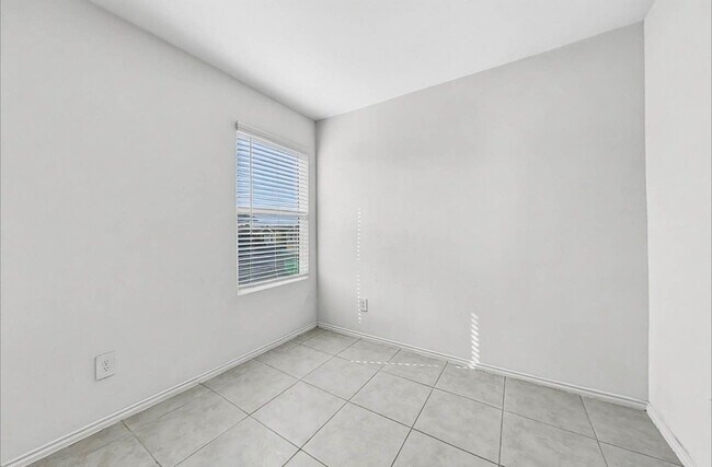 Building Photo - 3427 Big Antero Ln