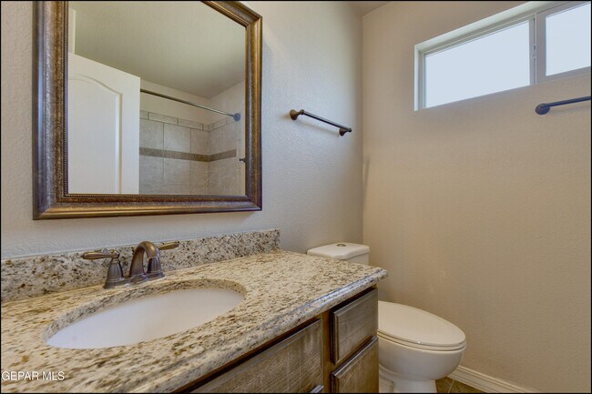 Building Photo - 7528 Wolf Creek Dr