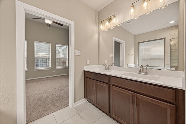 Building Photo - 10549 Wild Chives