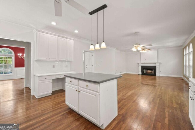 Building Photo - 10950 Kimball Crest Dr
