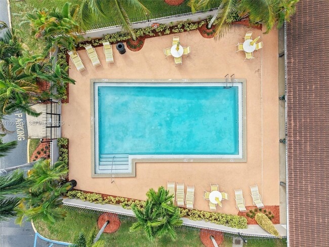 Building Photo - 13408 SW 62nd St