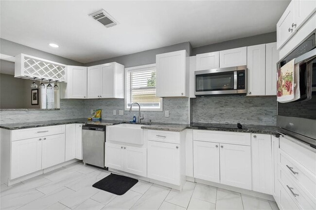 Building Photo - 11714 Fallwood Dr
