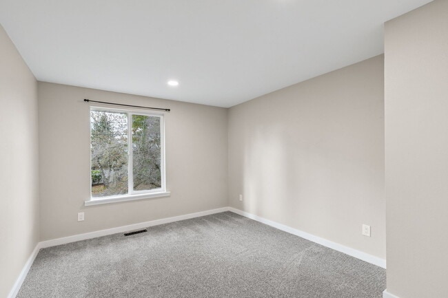 Building Photo - 9488 Olson Rd NW