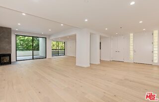 Building Photo - 2142 Century Park Ln