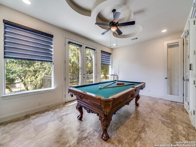 Building Photo - 16 Liser Glen