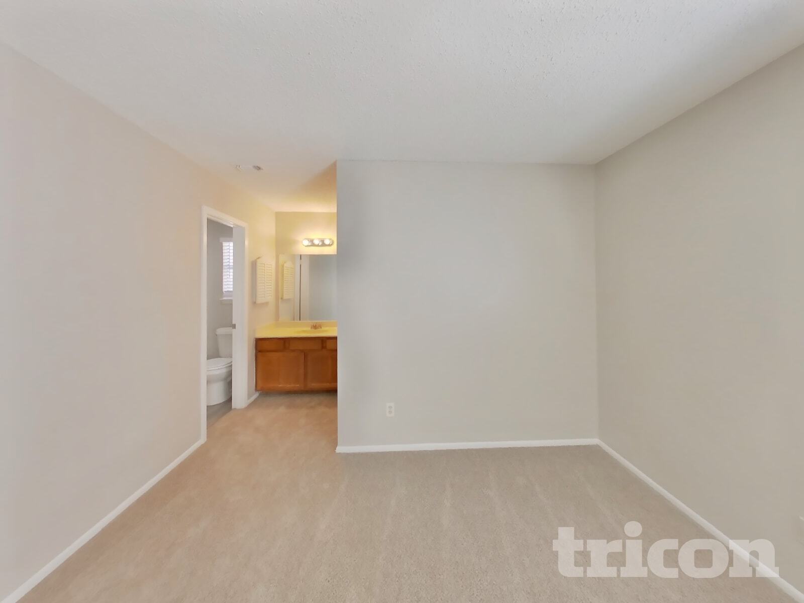 Building Photo - 13923 Flairwood St