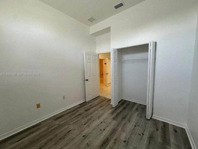 Building Photo - 10985 SW 239th Terrace