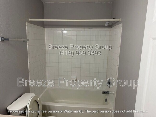 Building Photo - 509 Nova St