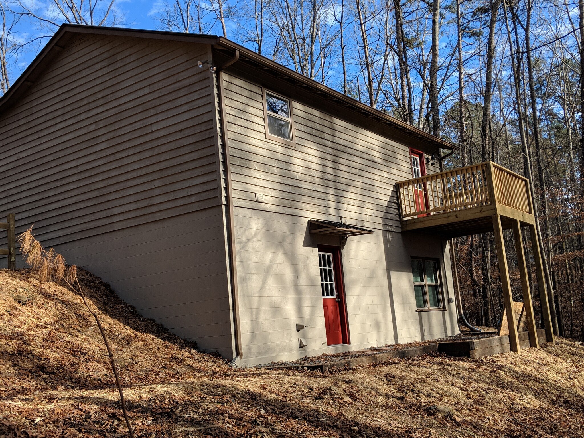 Building Photo - 386 Eagle Mountain Dr West