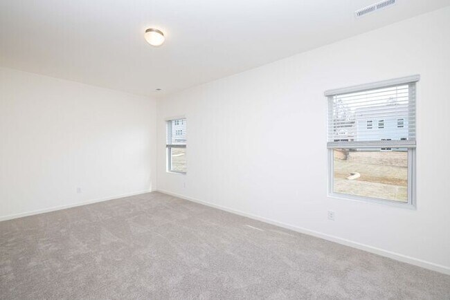 Building Photo - 4 Bedroom Home Piedmont School District - AVAILABLE FEBRUARY 2026