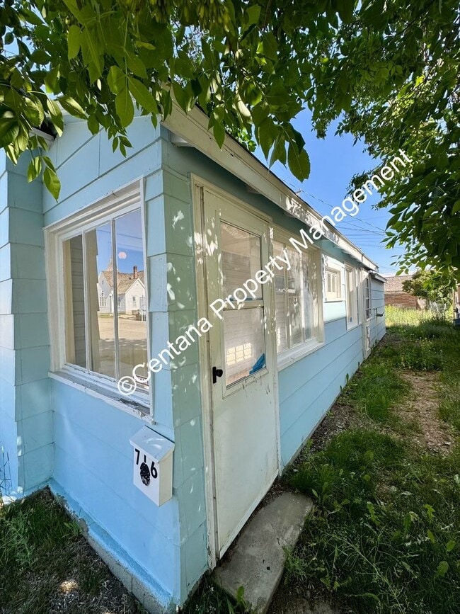 Building Photo - 1 Bed 1 Bath located in the heart of Anaconda