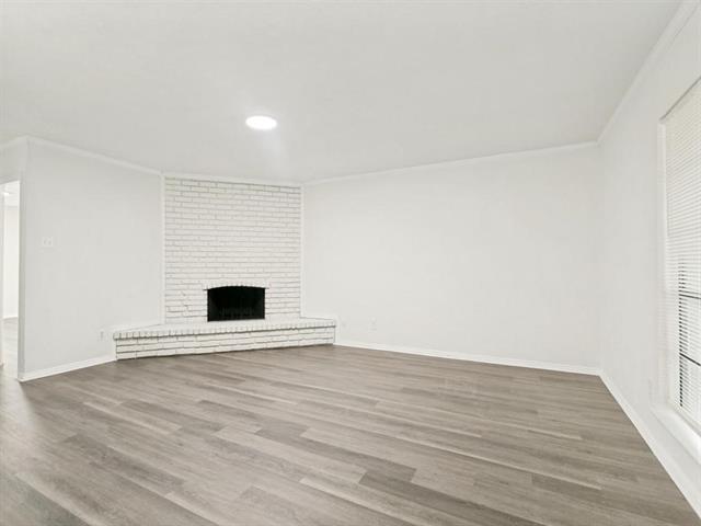 Building Photo - 905 Hawthorne Dr