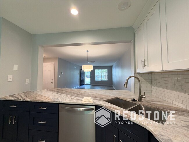 Building Photo - 6489 Bellcross Trl