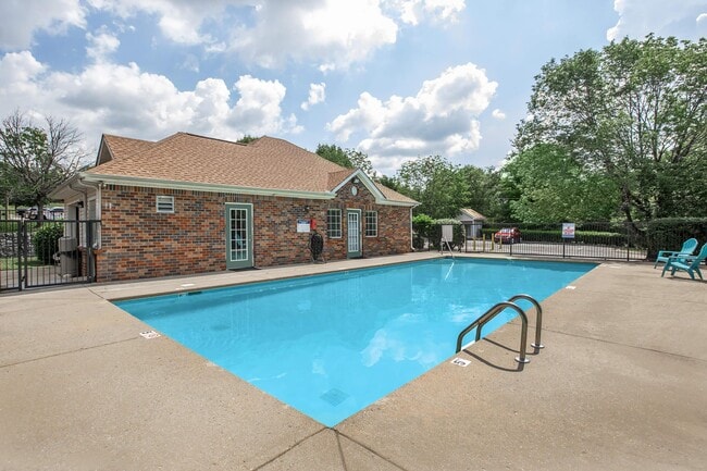 Building Photo - Meadow Creek