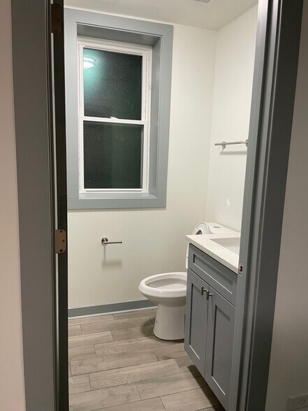 Bathroom - 7953 S Essex Ave