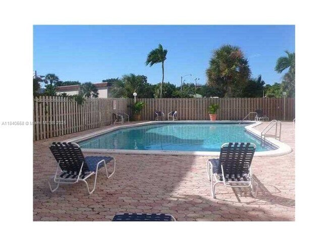 Building Photo - 13155 Ixora Ct