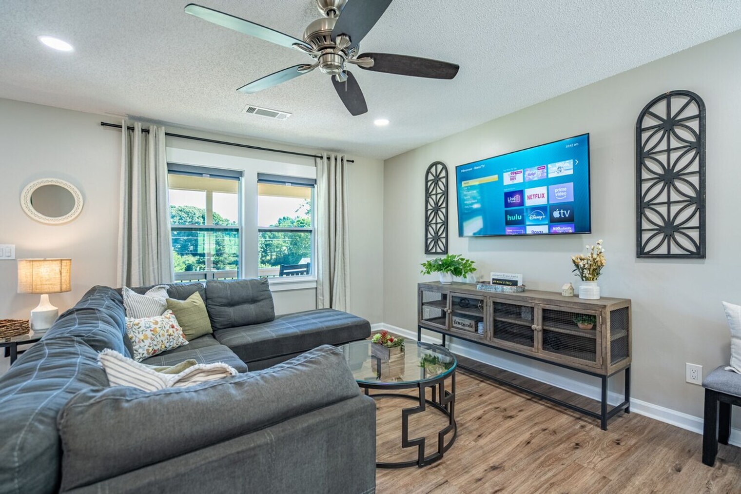 Building Photo - 25 Jennifer Ln