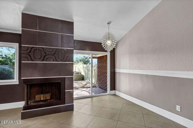 Building Photo - 6622 Dawn Dr