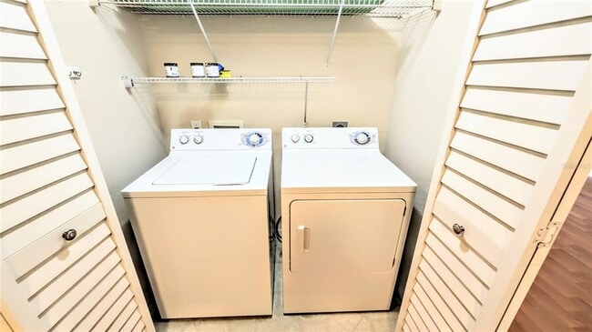 Building Photo - 5174 Northridge Rd