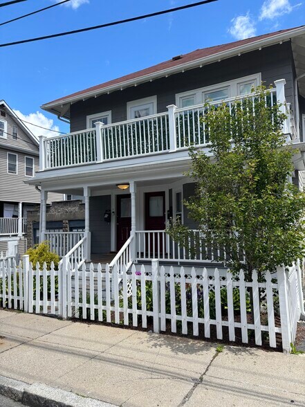 Primary Photo - 17 Lesher St