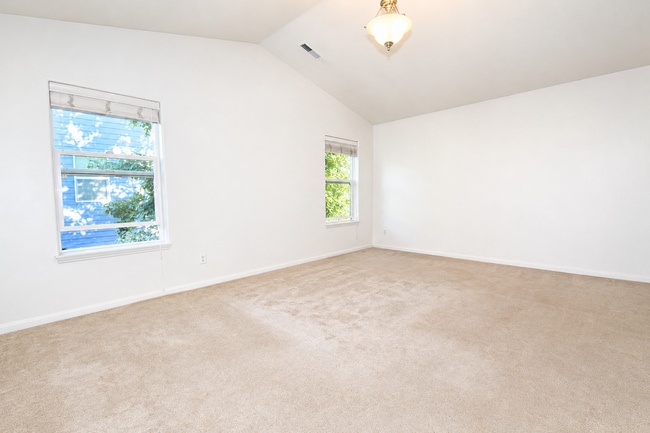 Building Photo - 17178 NW Gables Creek Ln