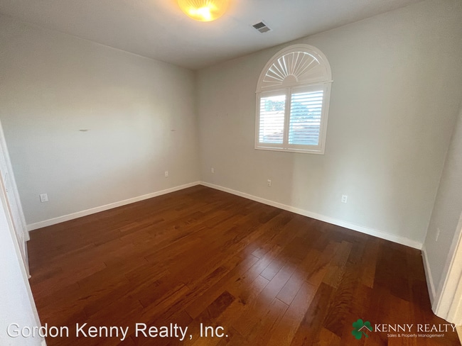 Building Photo - 2 br, 1 bath House - 822 Ellis Drive