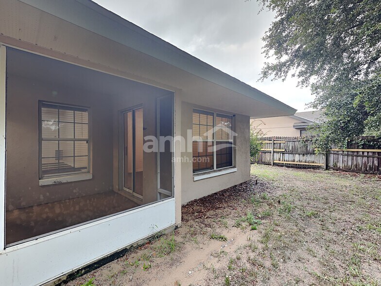 Building Photo - 4611 Treasure Cay Rd