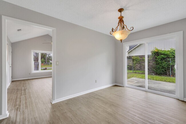 Building Photo - 734 Timber Ridge Trail