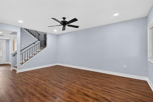 Building Photo - 6660 Cape Hatteras Way NE