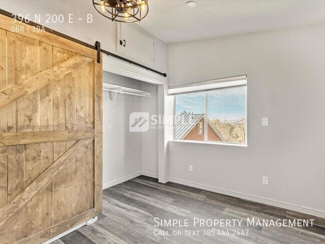 Building Photo - 396 N 200 E