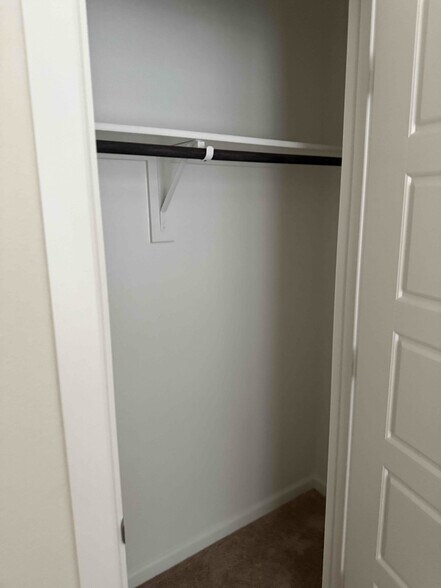 Building Photo - 628 Cherry Hill Rd