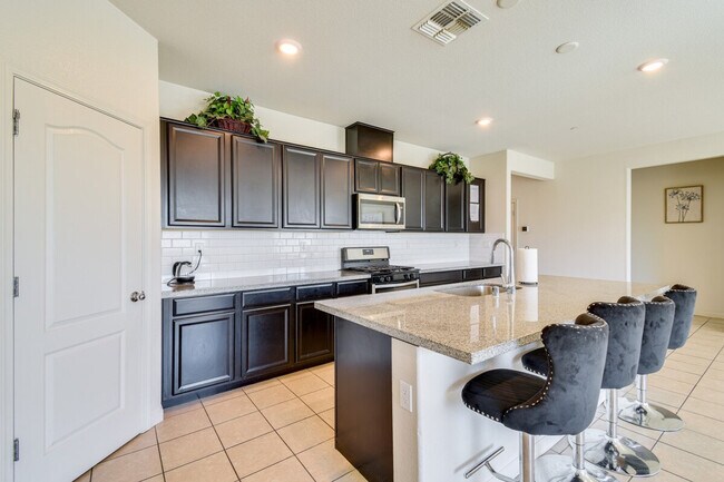 Building Photo - 1442 Copperfield Ave