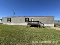 Building Photo - Home Available to Lease or Purchase - Appl...