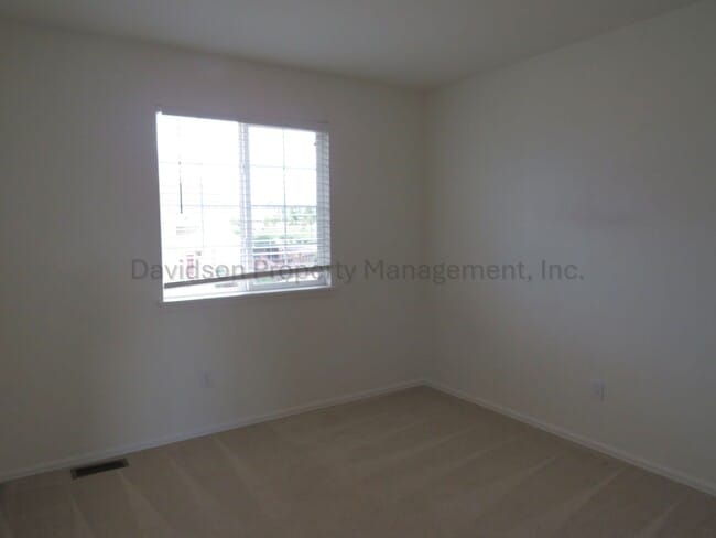 Building Photo - 7629 Autumn Knoll Dr