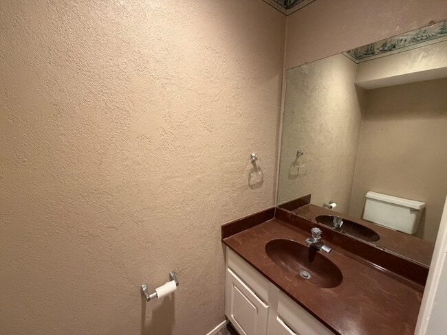 Building Photo - 3730 86th Dr