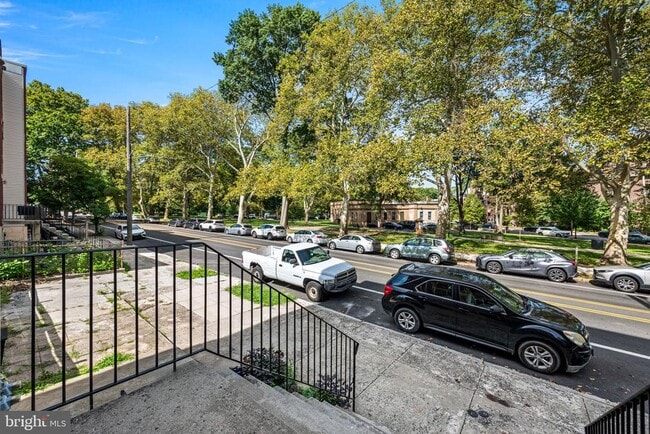 Building Photo - 1240 S 45th St