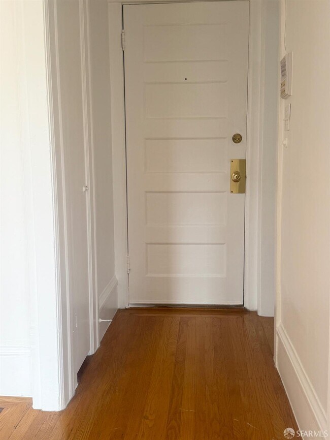 Building Photo - 1459 Haight St