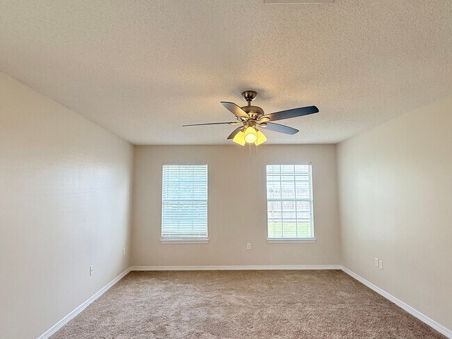 Building Photo - Charming Brick Home - Jaimee's Ridge