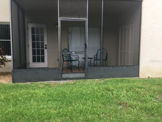 Building Photo - 201 St Lucie Ln