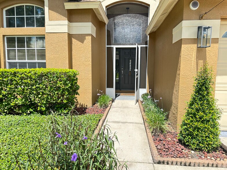 Building Photo - 1519 Maximilian Dr